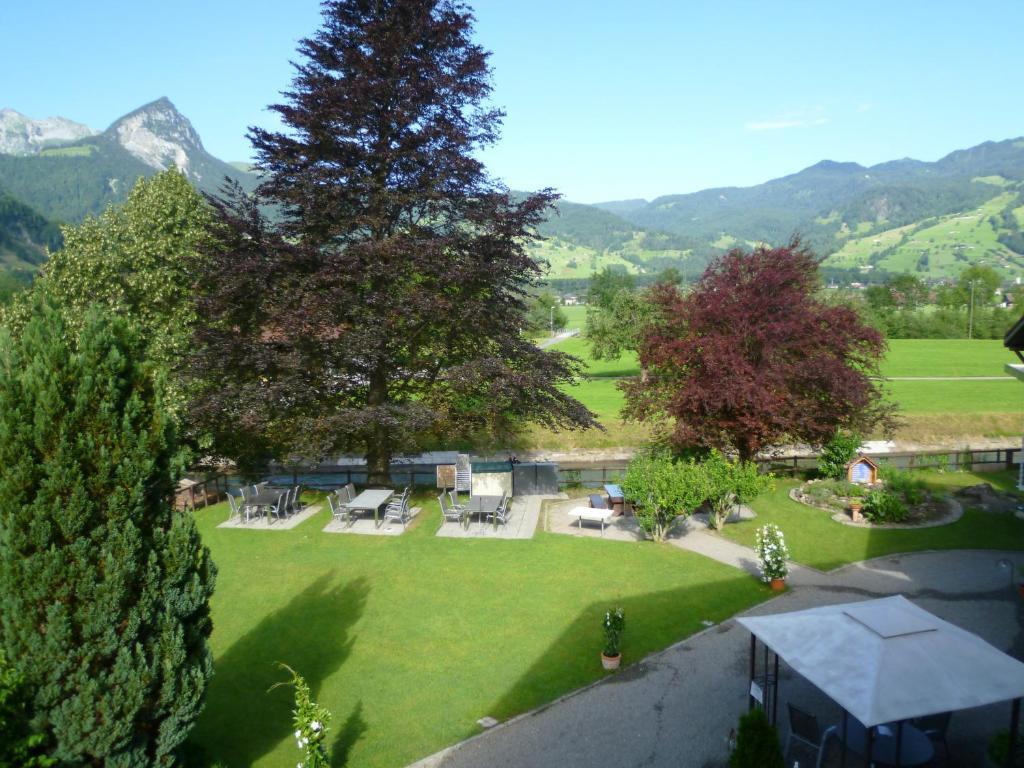 Hotel Bahnhof Giswil Habitación foto