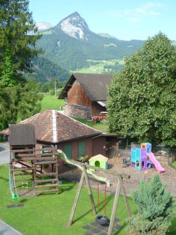 Hotel Bahnhof Giswil Habitación foto